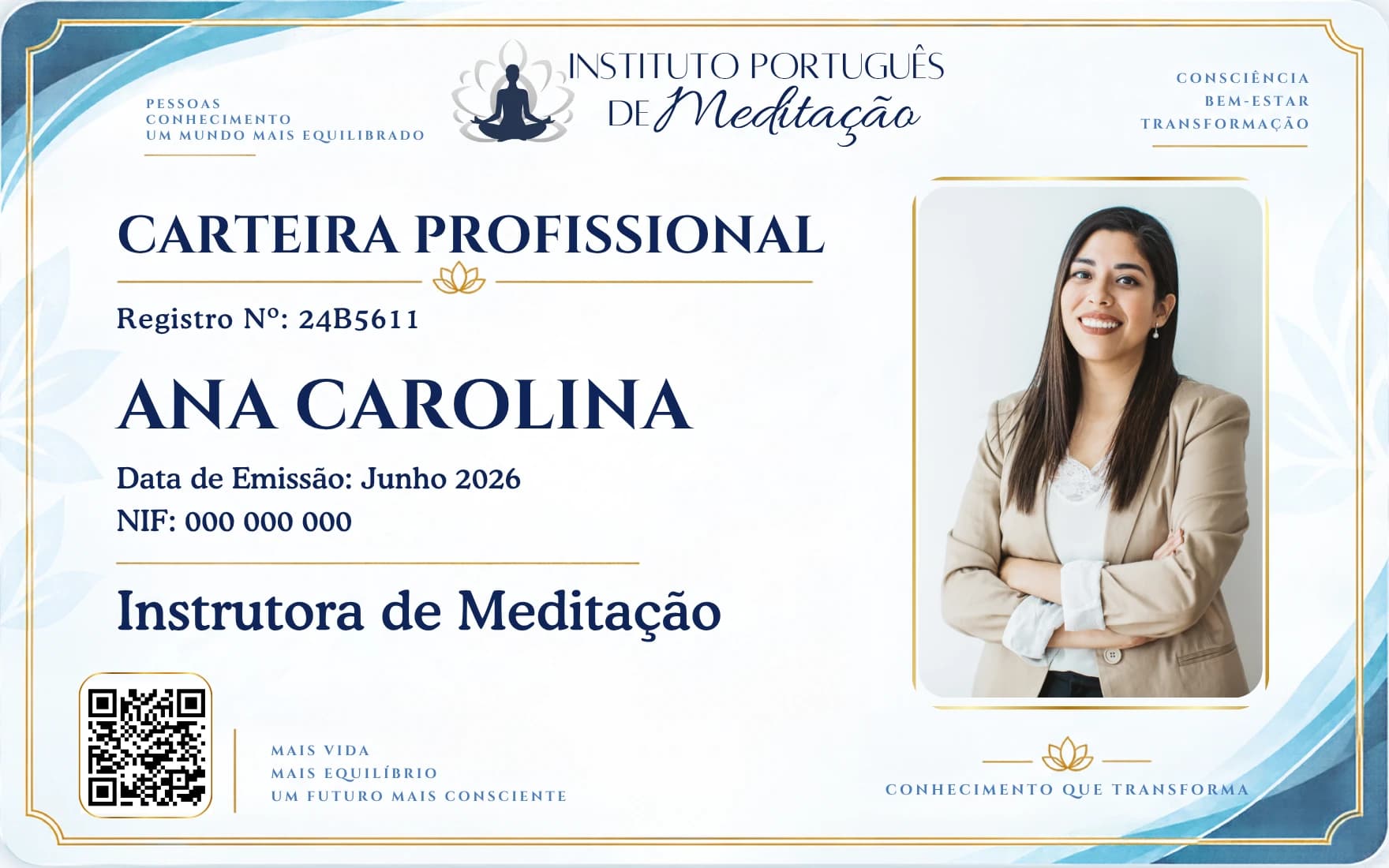 Carteira profissional de Instrutora de Meditação do Instituto Português de Meditação, exemplo demonstrativo com fotografia, número de registo, NIF e código QR
